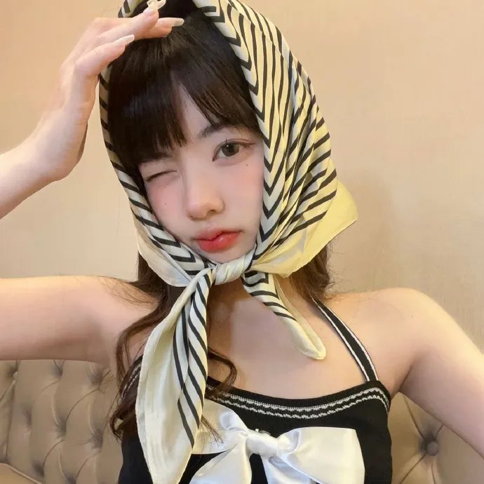 丑小鸭天鹅
